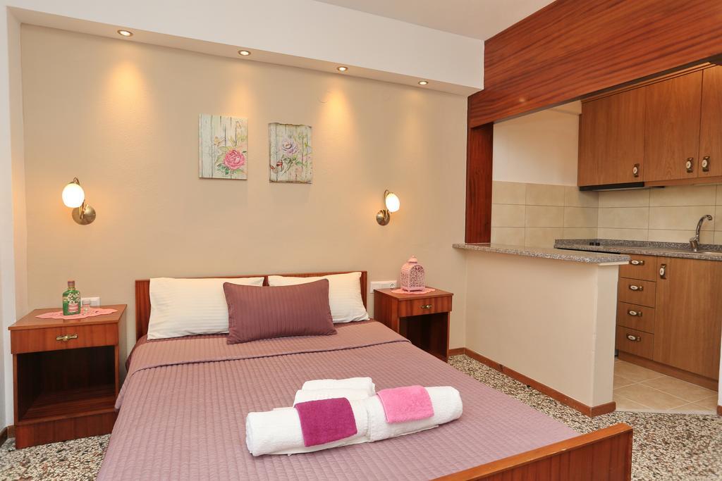 Kastoria Hotel Apartments Hanioti Exterior photo